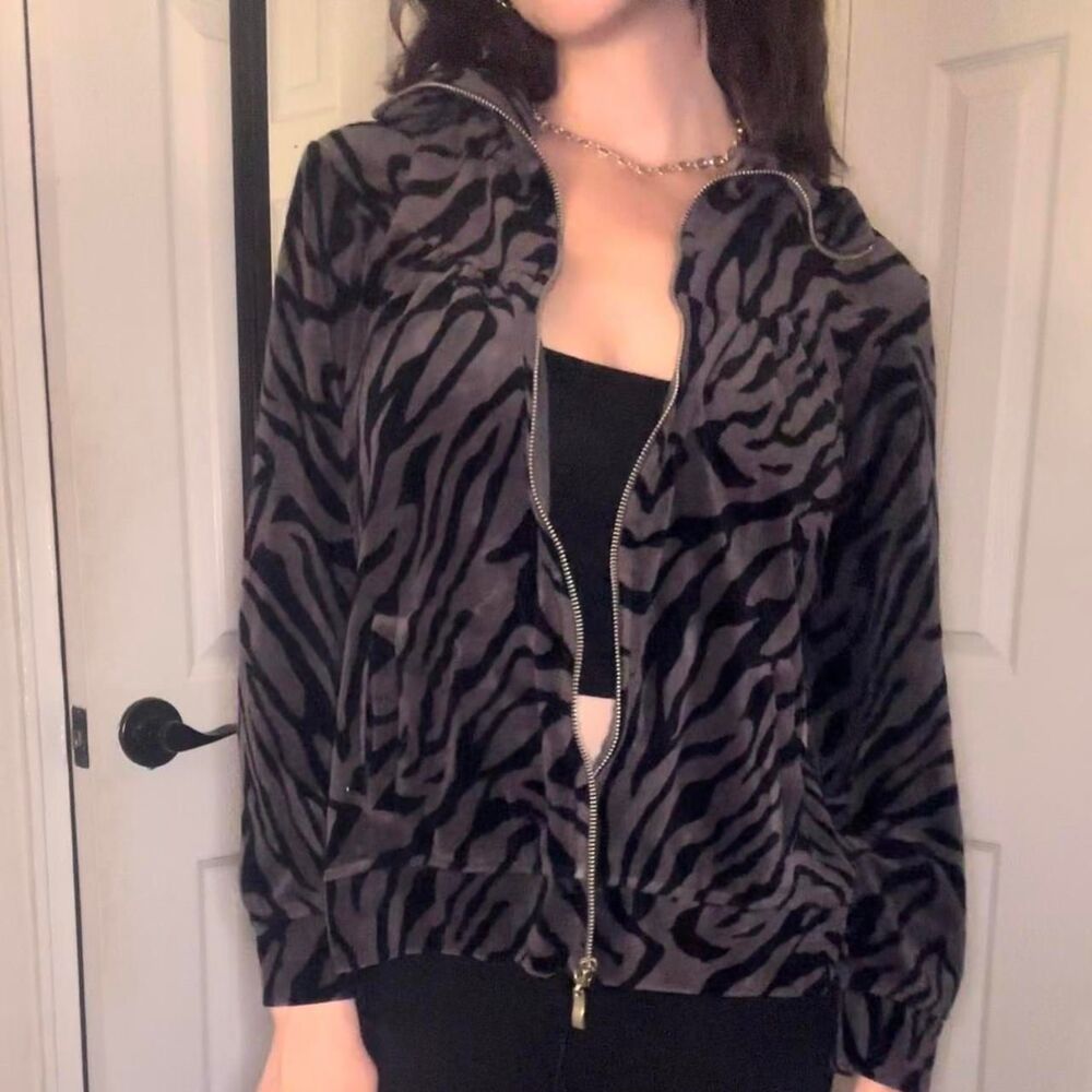 y2k black / grey zebra print zip up sweater